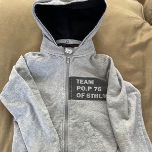 Boy's sweatshirt with hoodie & zipper front. Polarn O Pyret